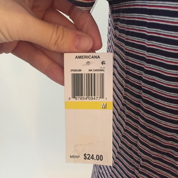 Miss Chievous basic tee - Picture 5 of 5